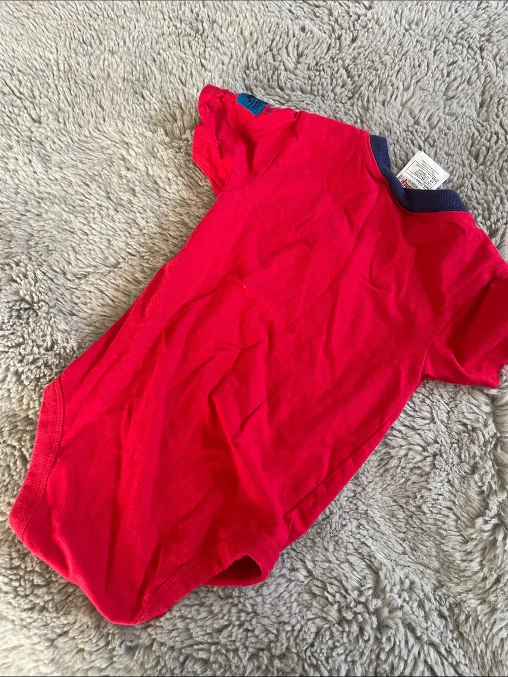 Vintage Disney Red Short-Sleeve Winnie the Pooh & Tigger Bodysuit with Navy Trim